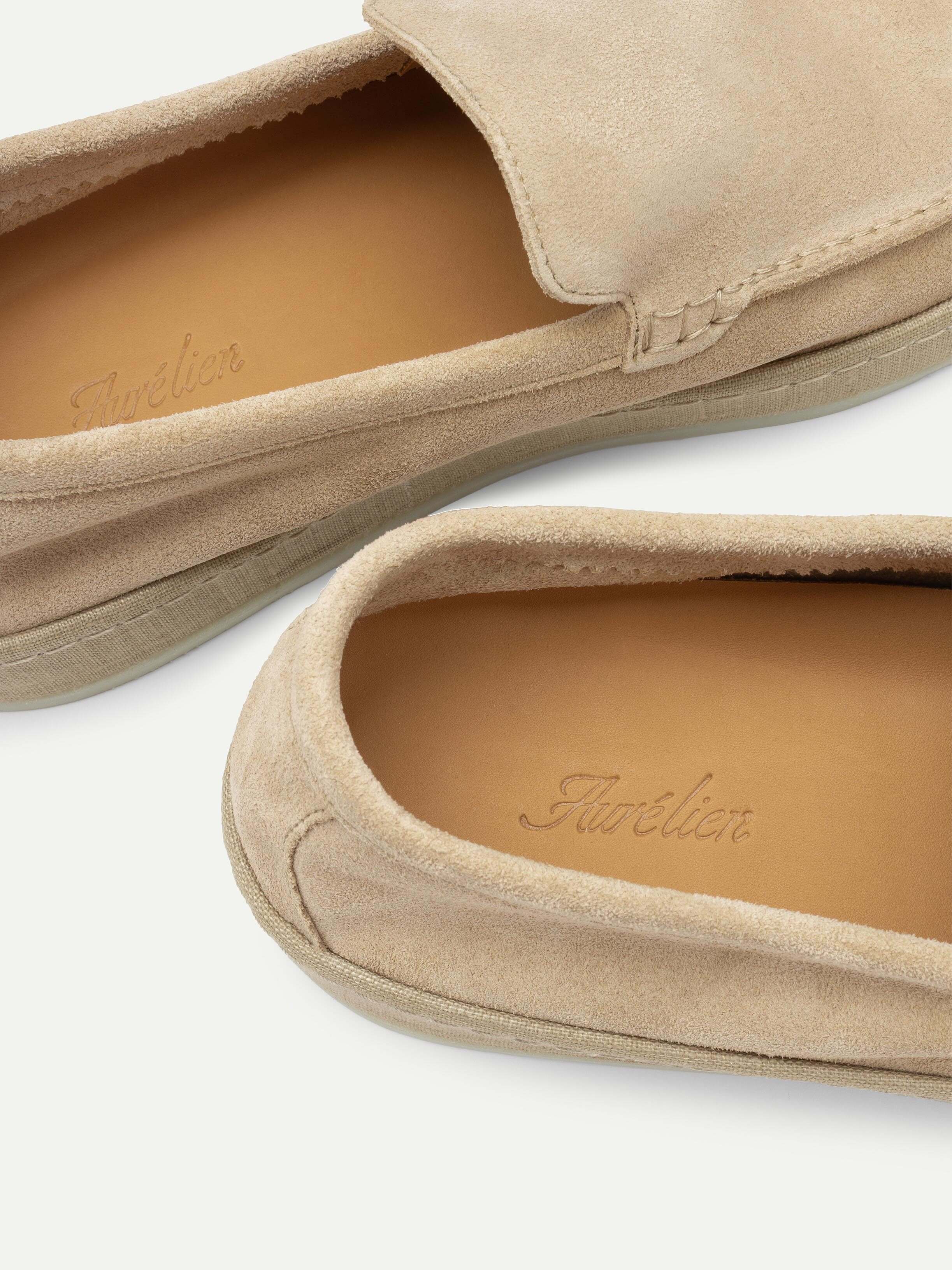 Nut Voyager Loafer